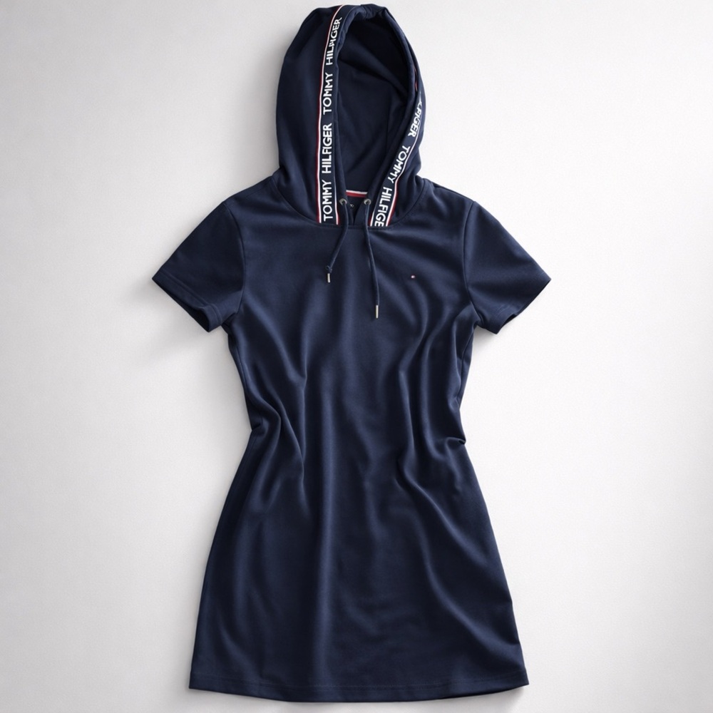Tommy Hilfiger Black Hoodie with Red Accents